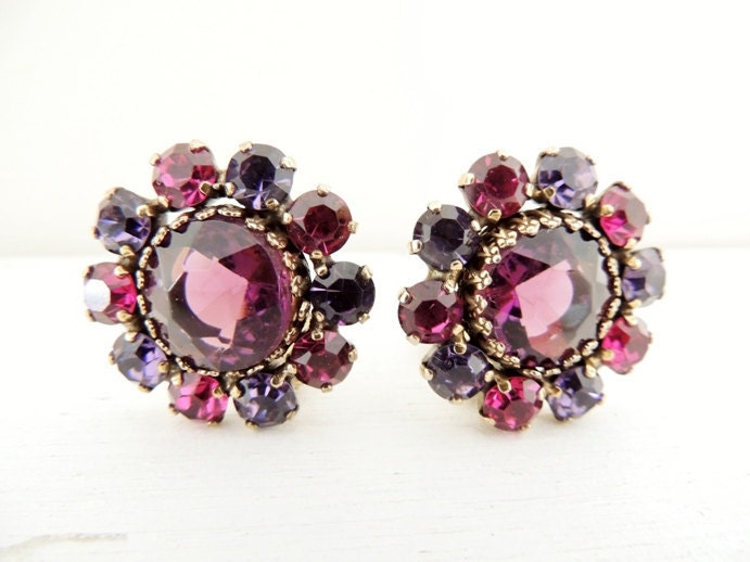 vintage weiss clip earrings. THE FUSCHIA FLOWER.