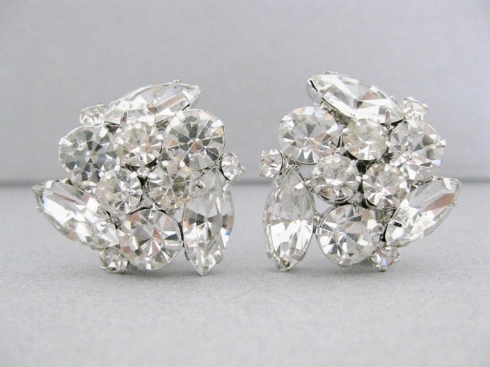 vintage 1950s clip earrings. BRIGHT LIGHTS.