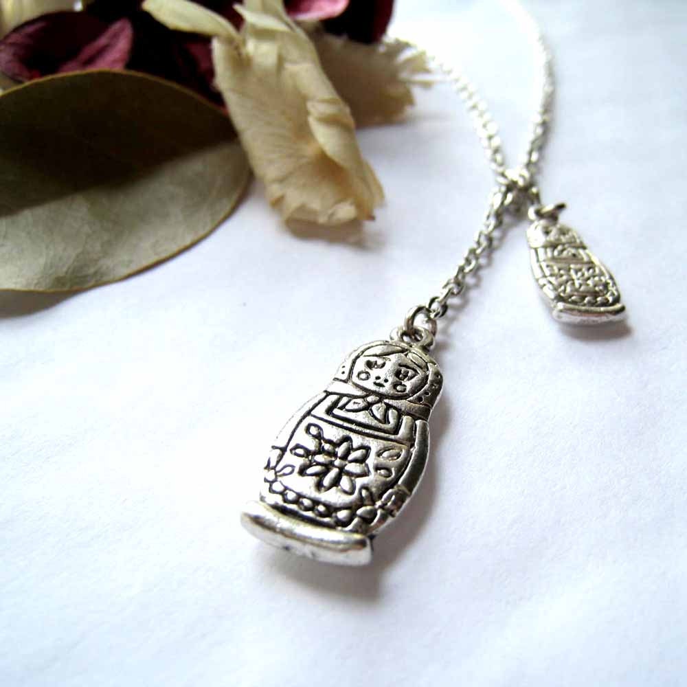 Antique Silver Matryoshka Doll (Russian Doll) Lariat Necklace