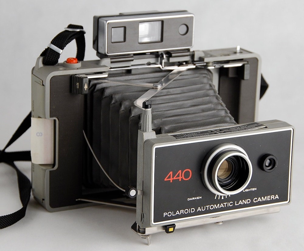 Vintage Polaroid Automatic Land Camera 440
