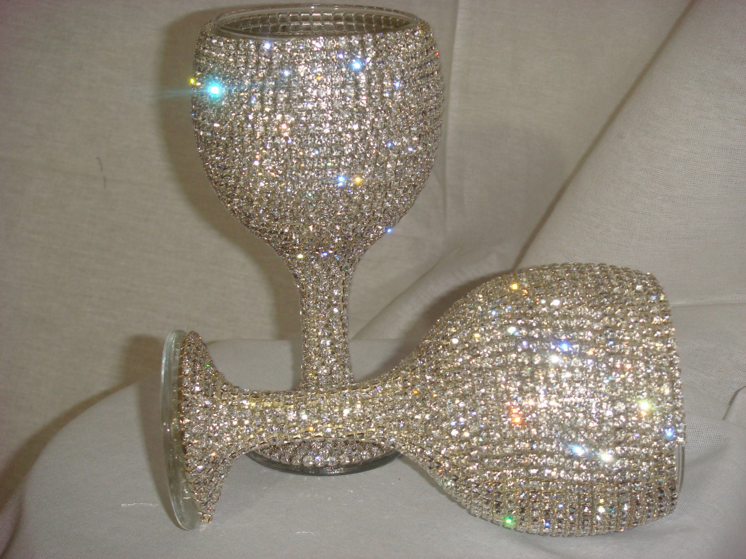 Custom Made Wine Glasses Bride Wine Glass Wedding Glasses Bridesmaid Wine Glass Rhinestone Swarovski Crystals