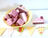 Handmade Neopolitan Cake beads 5pcs with Chocolate, Strawberry, Vanilla layers Charm