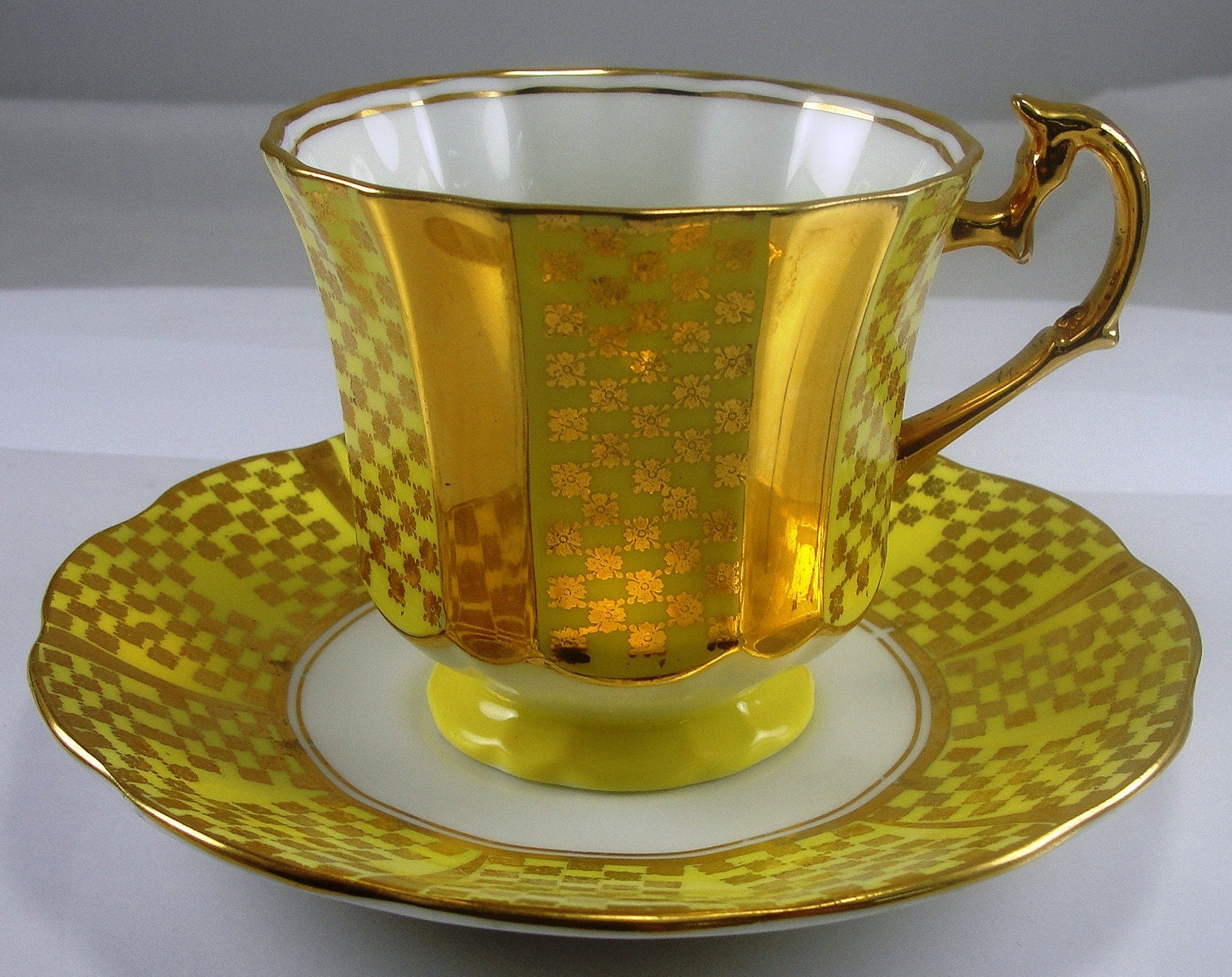 Vintage Elizabethan England Fine Bone China Footed by goodoletom