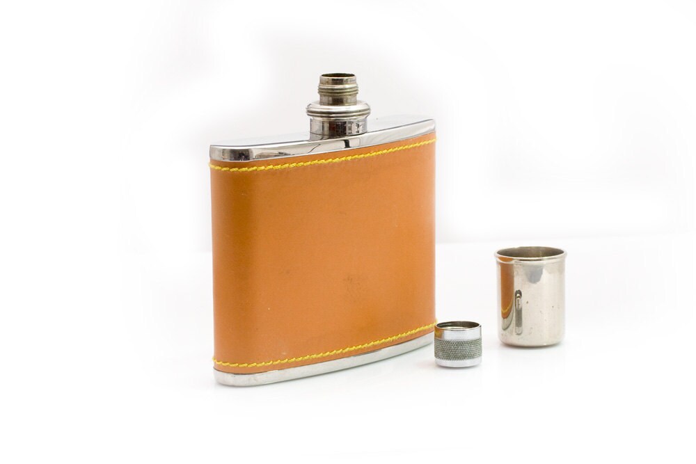 Liquor flask, hip flask, hip bottle