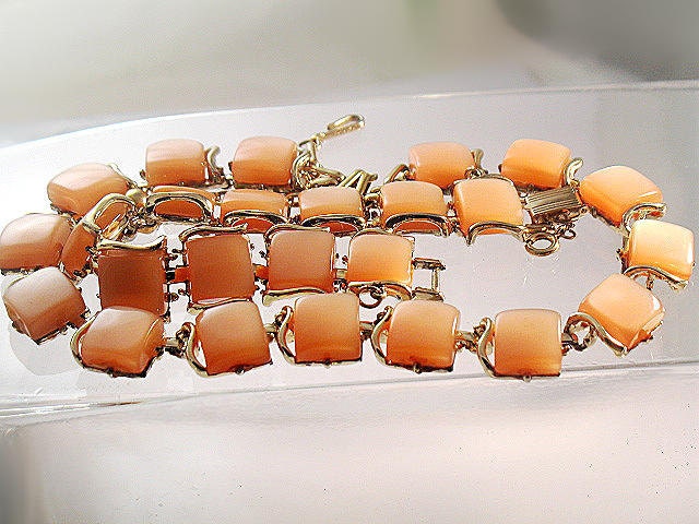 Coro Moonray Set Necklace and Bracelet Shimmering Peach Lucite Signed 1950 s Vintage Collectable Jewelry