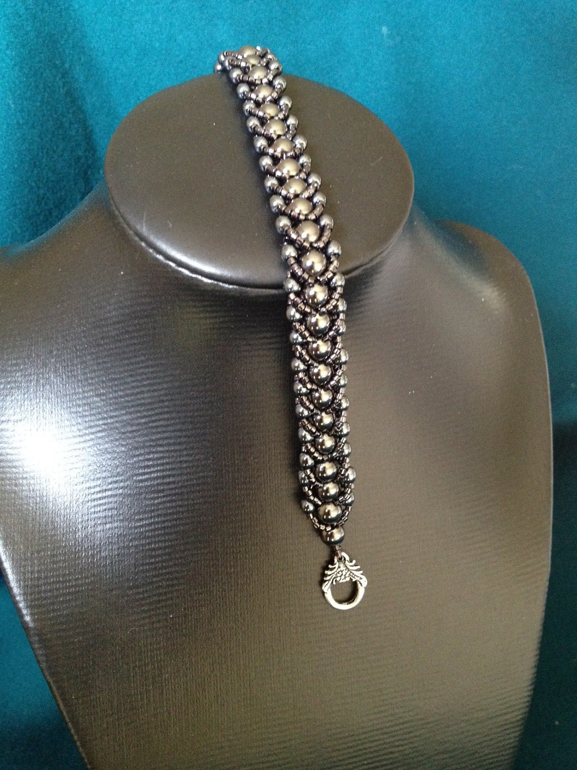 Bracelet with hematites beads flat spiral