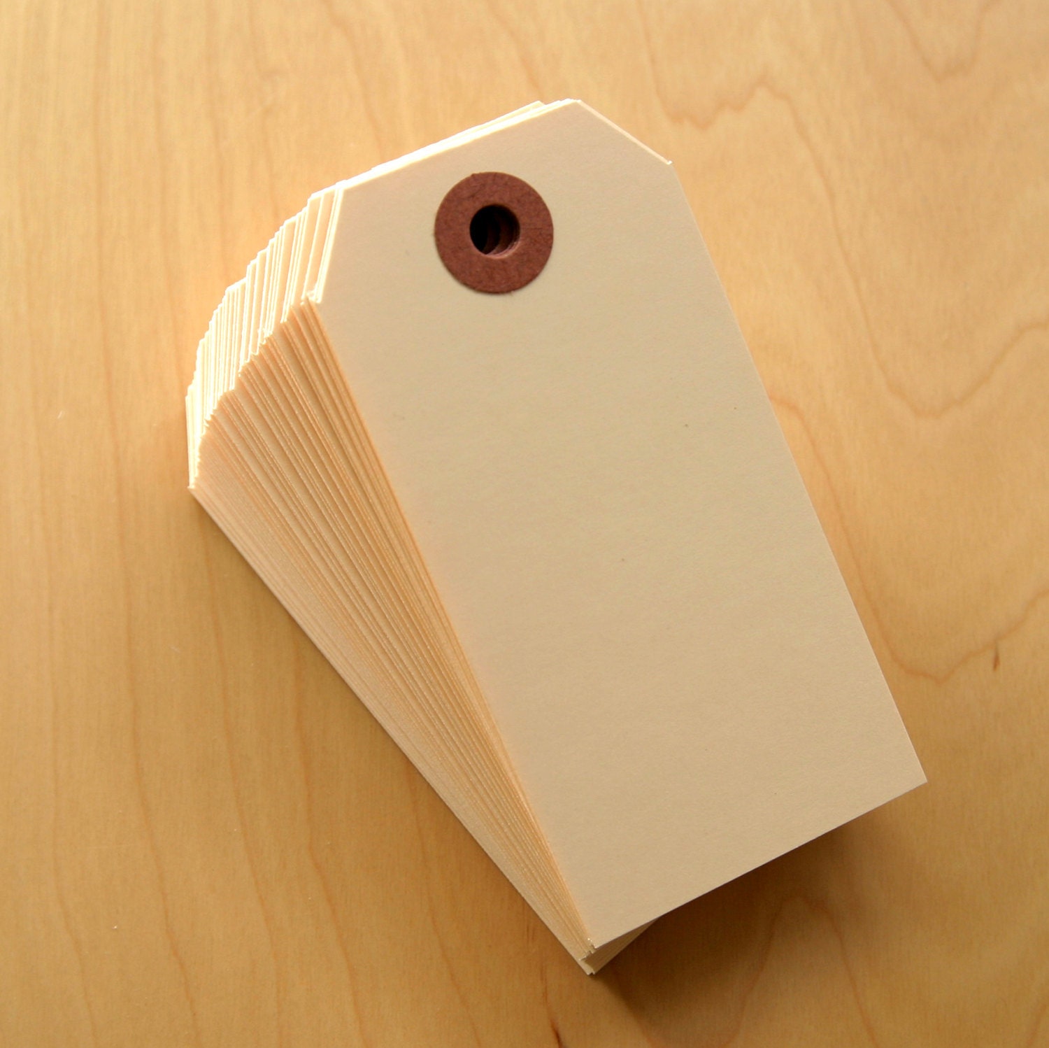 100 Manilla No 4 Parcel Gift Tags 4 1/4 X 2 1/8 by ArteCrafts