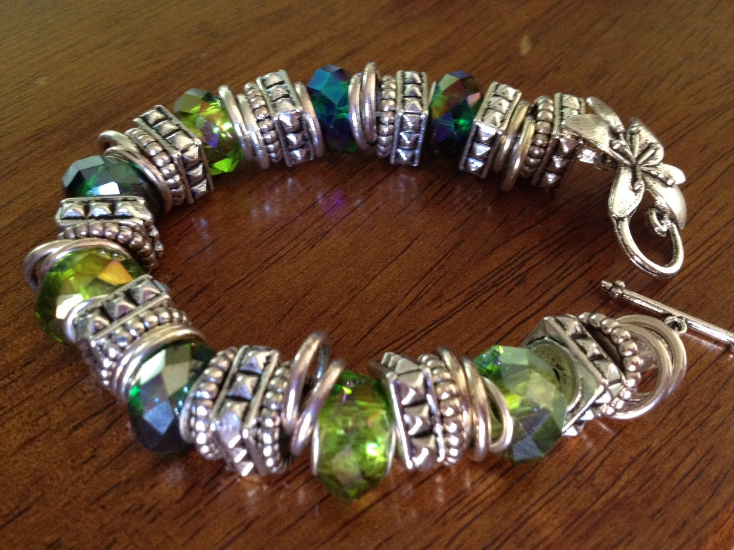 Green Ivy Bracelet