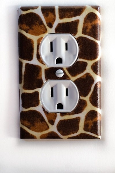 Giraffe Animal Print Outlet Plate, wall decor