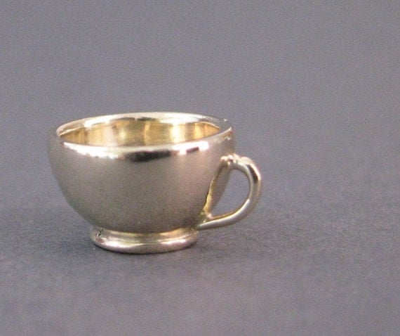 Teacup Pendant - 9ct Yellow Gold