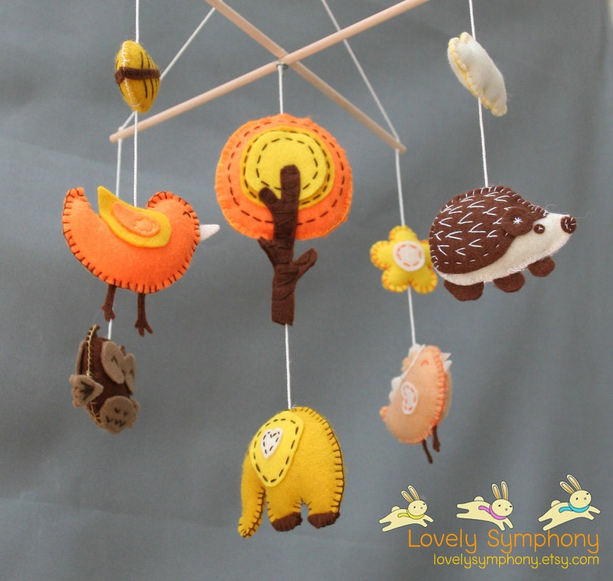 Autumn baby mobile- Forest baby mobile- Autumn animals mobile