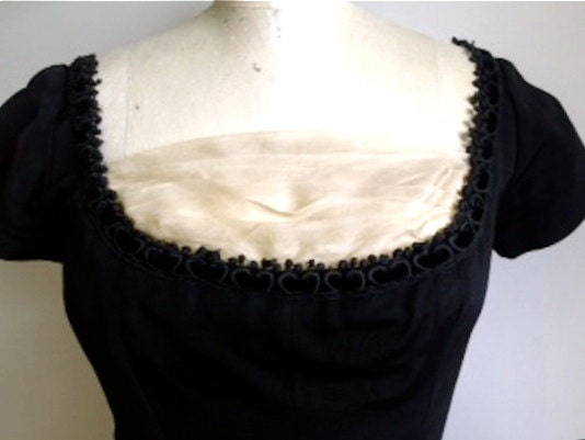 Vintage 1950's Gorgeous black designer evening dress w/ pockets