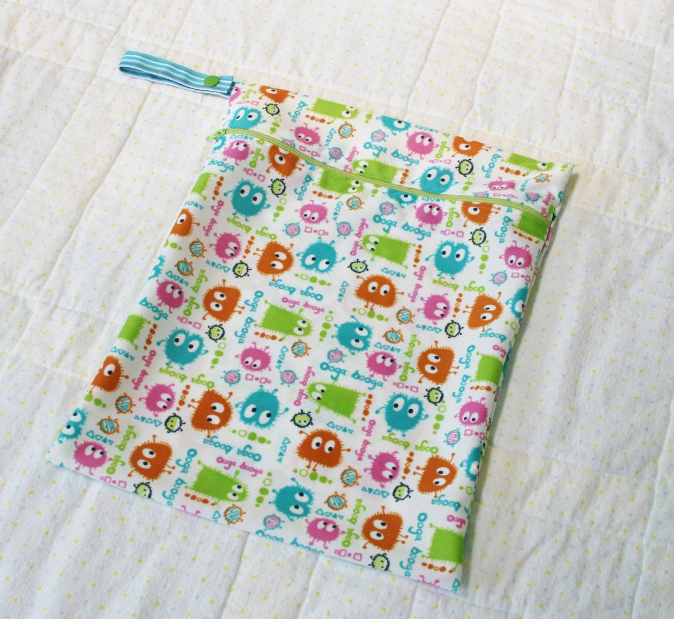 11x14 Wet Bag - Ooga Booga Spring Print - Hanging Zippered Bag - Reusable, Washable, Eco Friendly, Water Resistant - WetBagIt