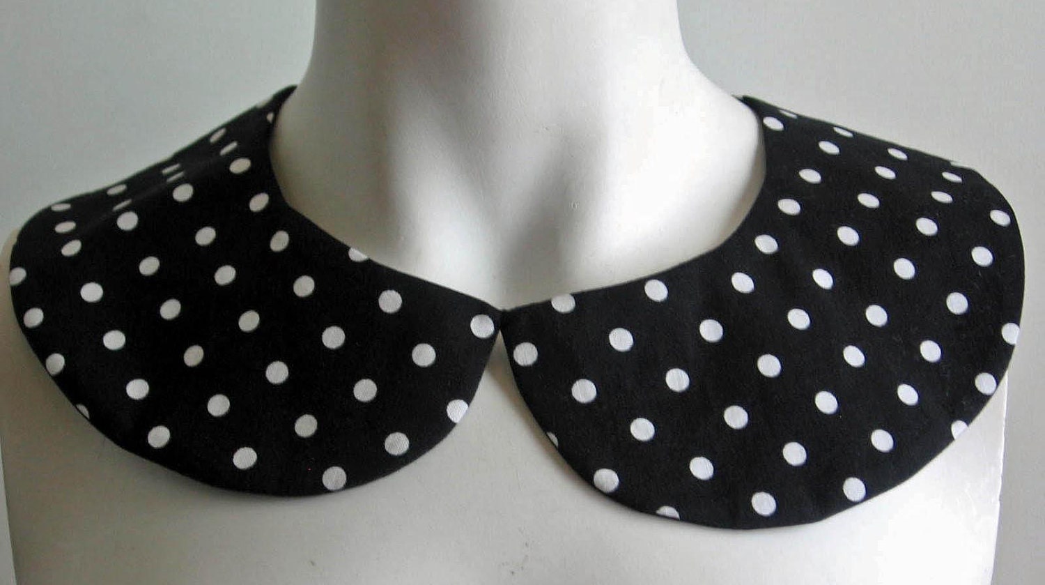 Polka Dot Collar - Black and White - Reversible, Adjustable