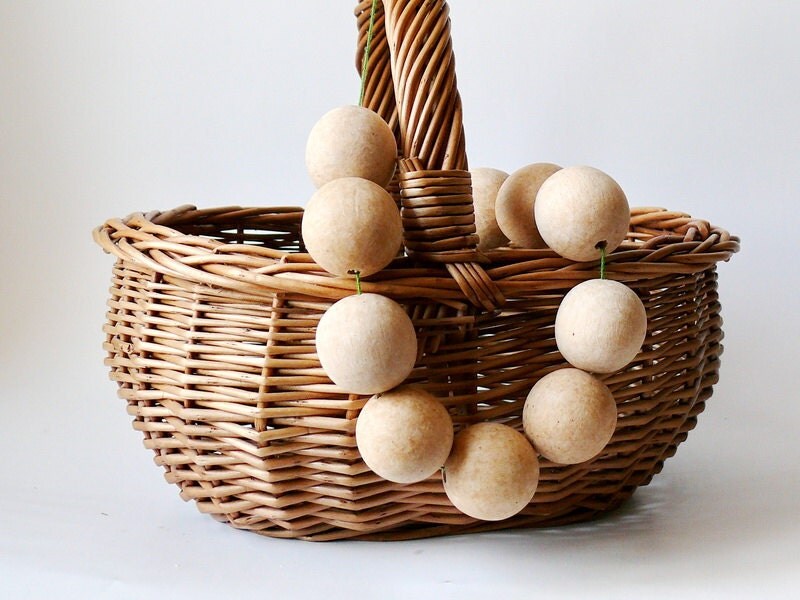 30 mm Wooden beads 10 pcs - natural eco friendly