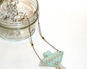 Collier EAGLE couleur menthe