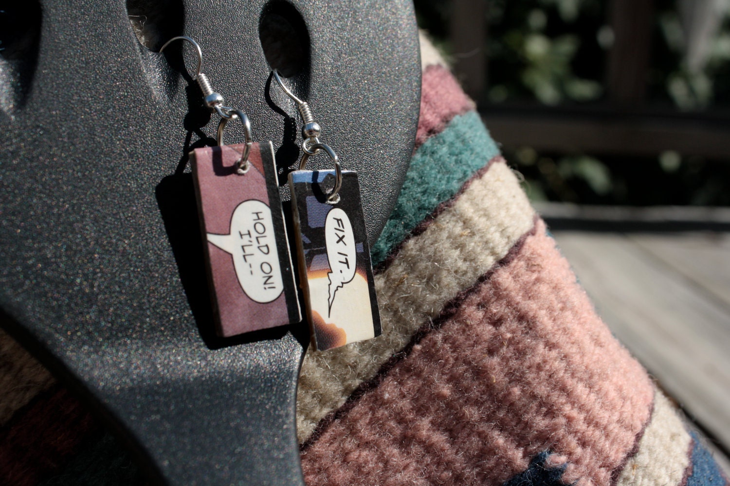 Comic Earrings - Hold on I'll, Fix it