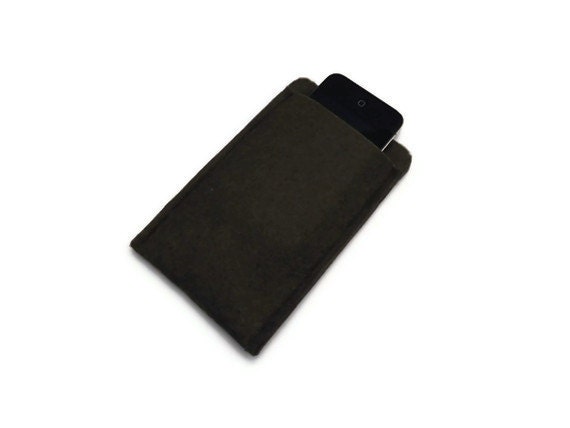 iPhone Case- iPhone Sleeve for iPhone3, iPhone4- Brown Felt- iPod Touch Case
