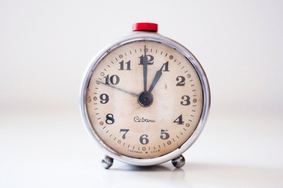 Vintage mechanical alarm clock "Sevani"