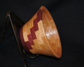 Beautiful Oak segmented bowl - WoodBeautiful