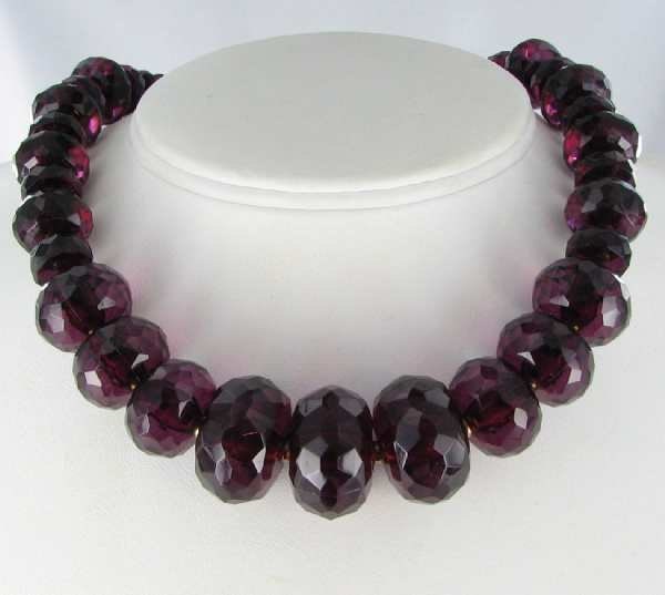 Chunky Big Bead Burgundy Choker Necklace Faceted Lucite Beads