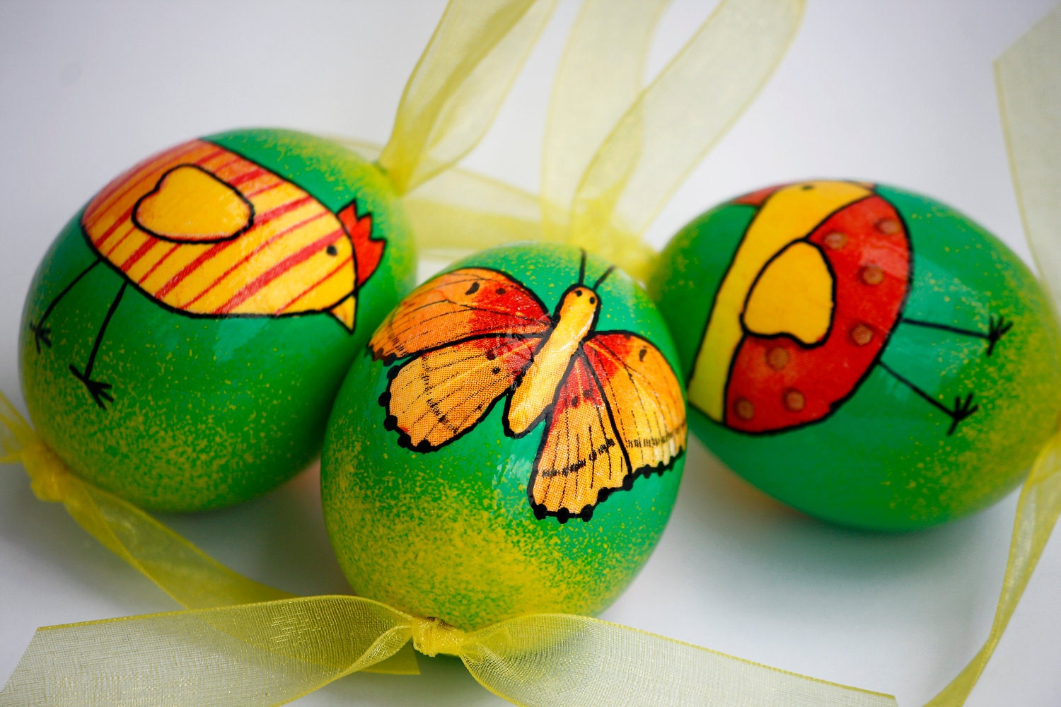 SALE 20% Set of 3 Decoupage Eggs with Chicken and Butterflies Decorations Painted in Green and Yellow
