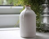 English fine bone china small bottle with real gold