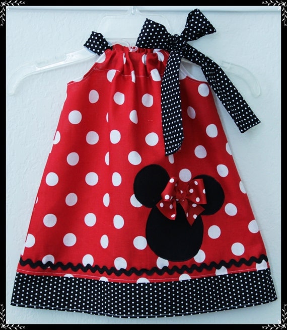 Super Cute Red Polka dot Minnie Mouse applique Dress