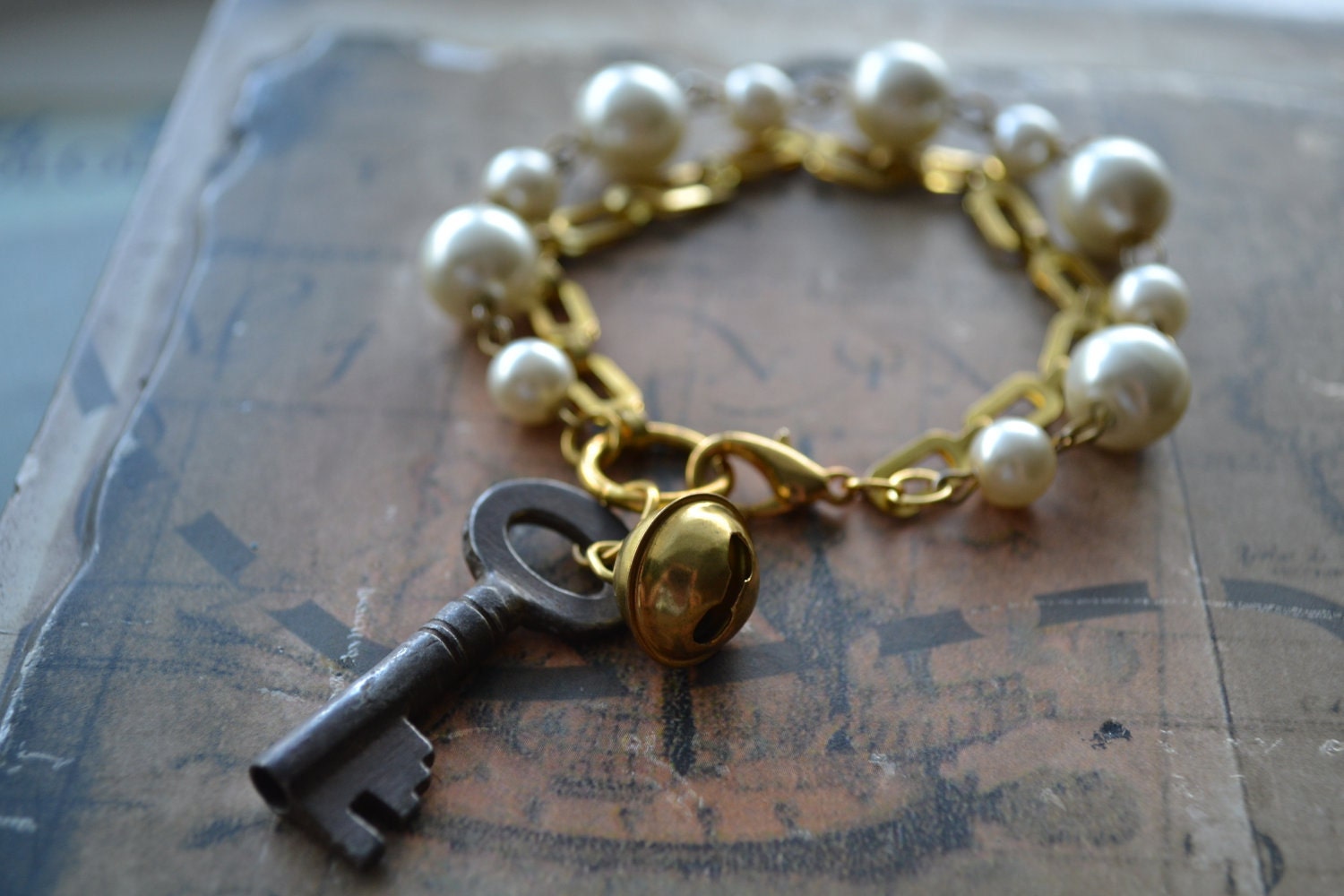 Charm Bracelet, Upcycled Antique Skeleton Key, Repurposed Chain, Vintage Pearls, Rustic Romantic Eco Chic