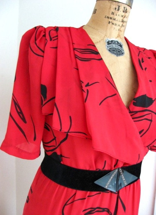 80s Black Roses Red Vintage Dress - Abstract Print - Pleated Skirt - Small