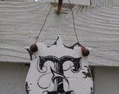 Hand Painted Wooden MONOGRAM ORNAMENT LETTER T, Personalized Ornament, Primitive Ornament, Custom Ornament, Christmas Cottage Ornament