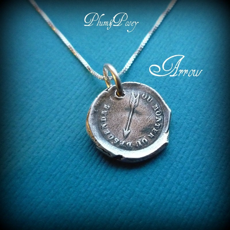 Arrow Wax Seal Necklace - Fate Fickle
