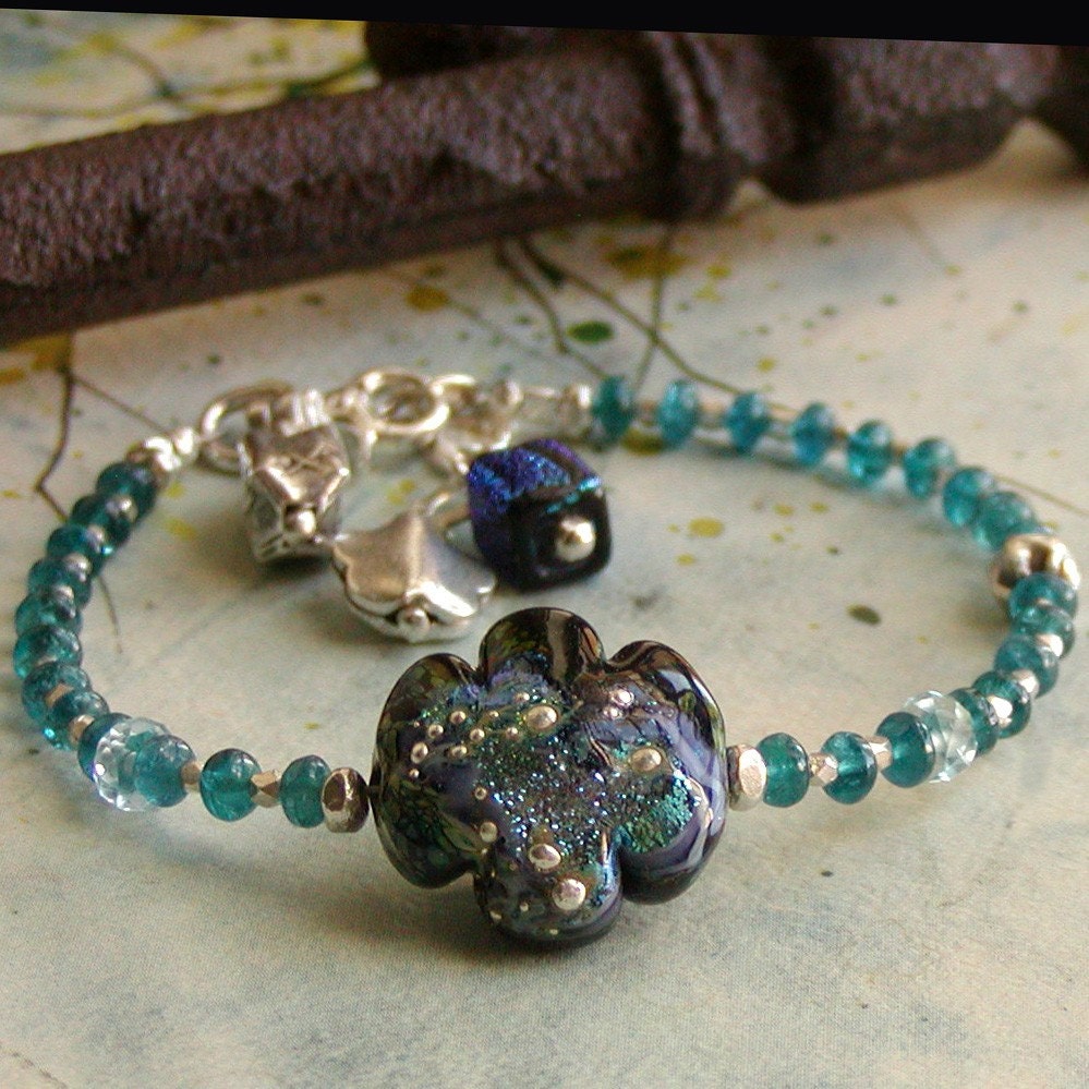 Dichroic Glass Bracelet, Teal Blue Apatite, Aquamarine - Lampwork Bracelet