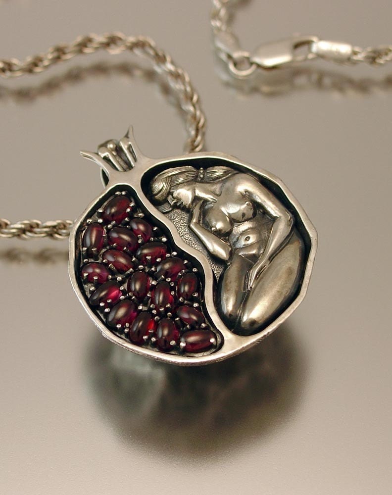POMEGRANATE silver garnet pendant