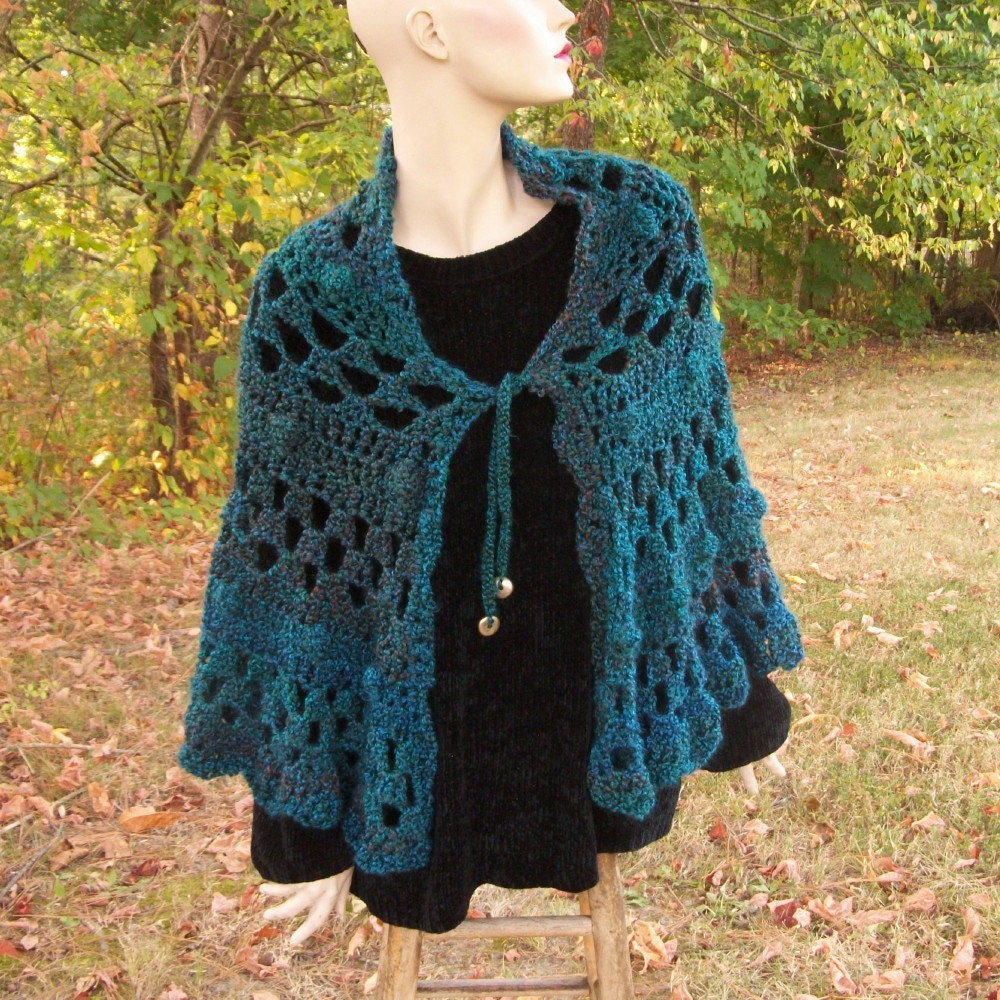 Crochet Shawl - Half Moon in Lagoon