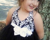 Damask Black and White