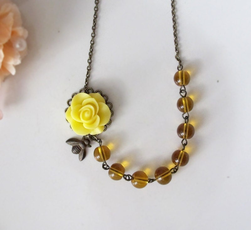 Yellow Rose Flower Necklace, Brass Ox Bee and Topaz Glass Beads. Summer Garden, Nature Woodlands Inspired. Flower Jewelry. Gift For Her.