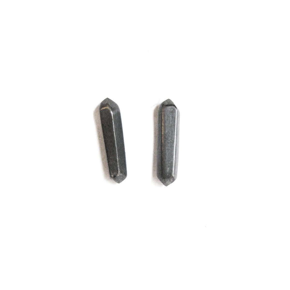 sceptre studs