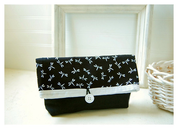 Black clutch purse Dragonfly bag Pouch Bridesmaid Gift Under 25 Wedding Accessory Kindle MakeUp clutch Travel Gadget tagt team