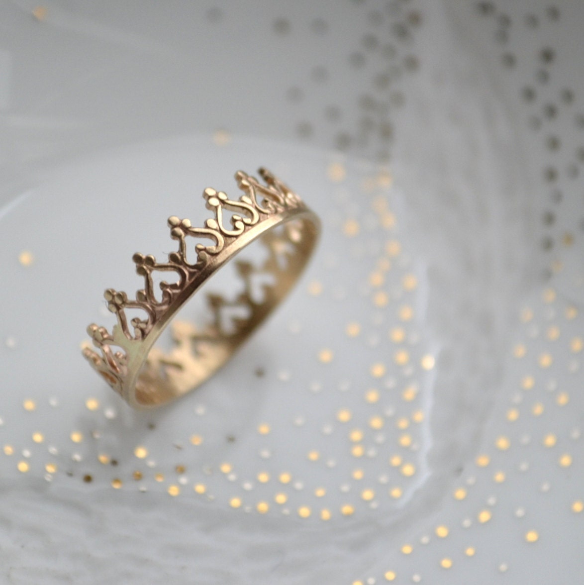 14k solid gold crown ring. wedding band. engagement ring - LUNATICART
