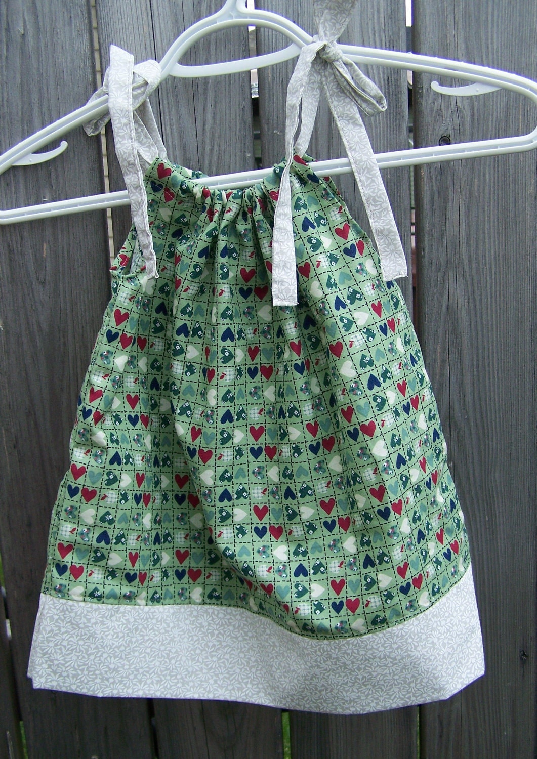 SALE In Stock Ready to Ship Baby, 12-24 Month Girl, Toddler, Pillowcase Dress Country Green Hearts Matching Hair Clippie