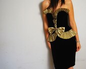 vintage black VELVET dress / strapless GOLD fan party dress