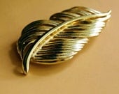 Vintage Brooch Napier Golden Leaf Pin Costume Jewelry