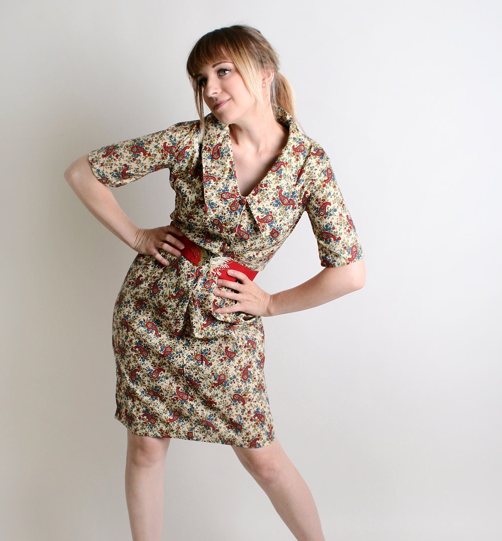 Vintage 1950s Dress - Oatmeal Cream Paisley Beige Autumn Wiggle Dress - Medium