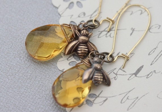 Honey Bee Earrings, Bee Earring , Bee Jewelry
