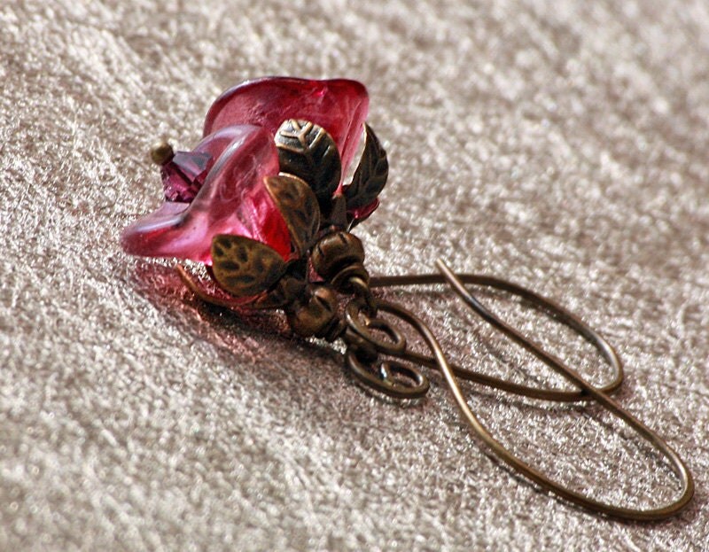 Earrings Glass Flower Antiqued brass Handcrafted Earwires