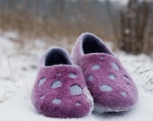 Great Grandmother Gift, Women house shoes, felted slippers