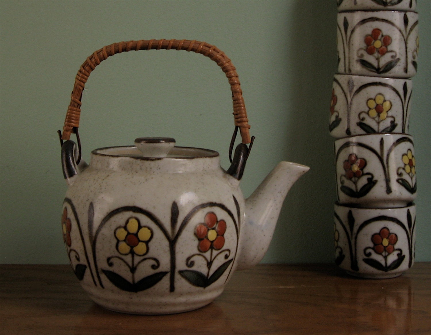 otagiri teapot tea set japanese stoneware ceramic tea cups 1970s made in japan daisy floral mod