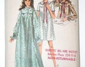 vintage sewing pattern nightgown and robe 1960s Simplicity 8457 - 34 36 bust