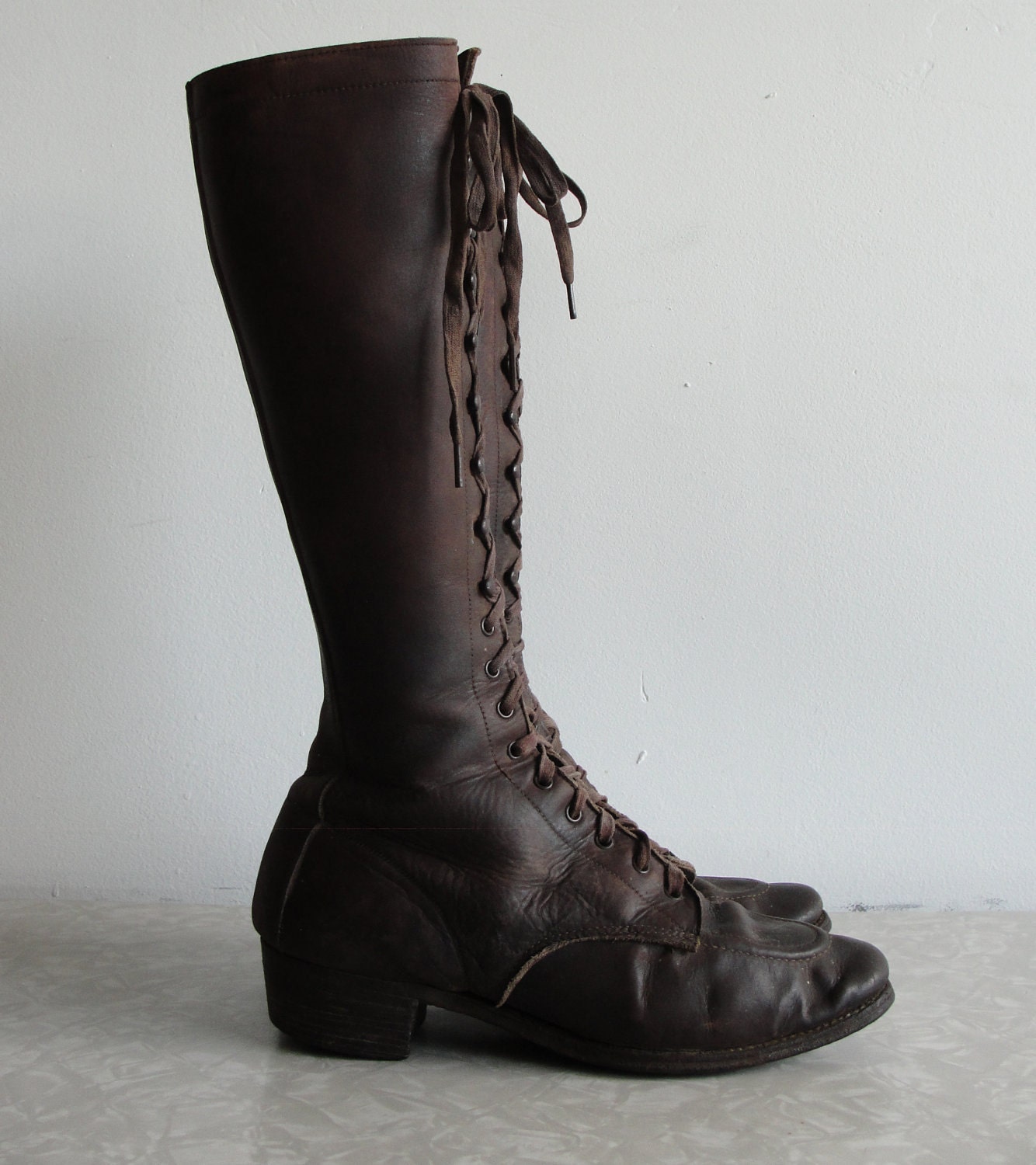 Victorian Knee High Boots . Leather and Lace Up Footwear . AWEsome - VeraVague